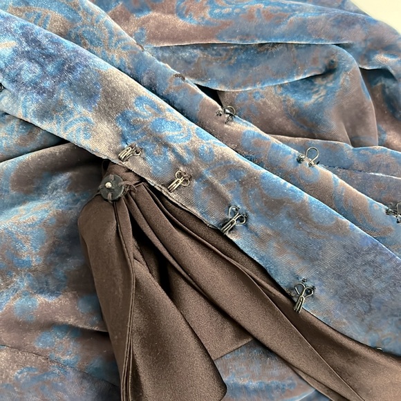 VTG Kay Unger Bow Detail Silk Velvet Jacket Blazer Mocha Mousse & Blue Floral - Picture 7 of 8
